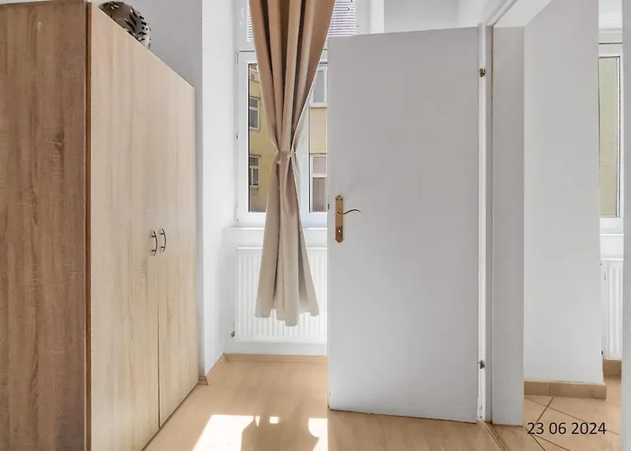 Four-bedroom, Four King-size Comfort Apartamento *