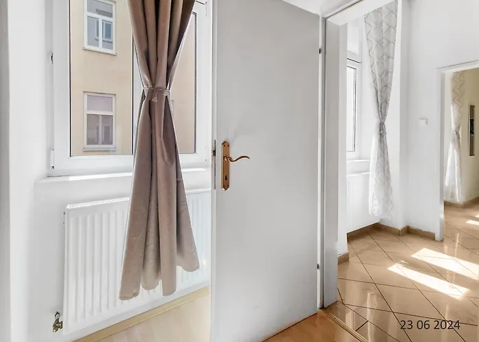 Four-bedroom, Four King-size Comfort Apartamento *