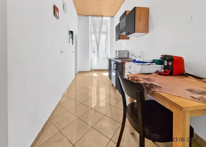 Four-bedroom, Four King-size Comfort