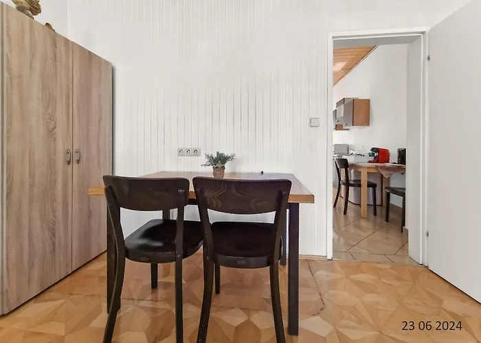 Four-bedroom, Four King-size Comfort Apartamento Viena