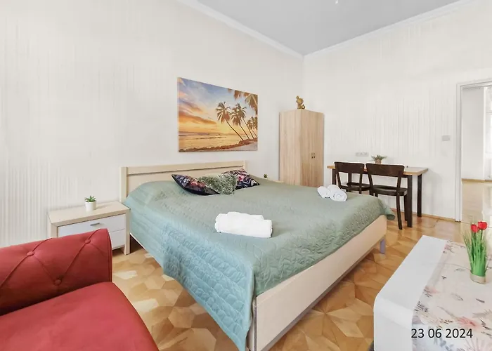 Four-bedroom, Four King-size Comfort